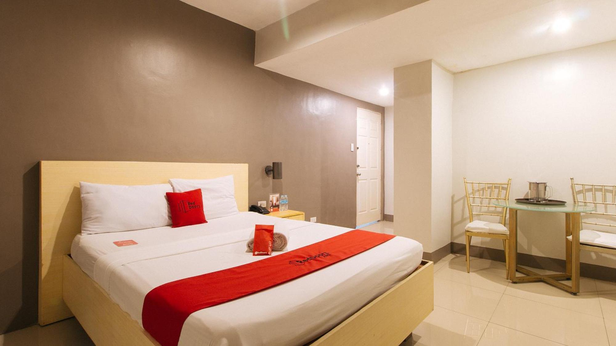 Reddoorz At Samat Mandaluyong Hotel Ngoại thất bức ảnh