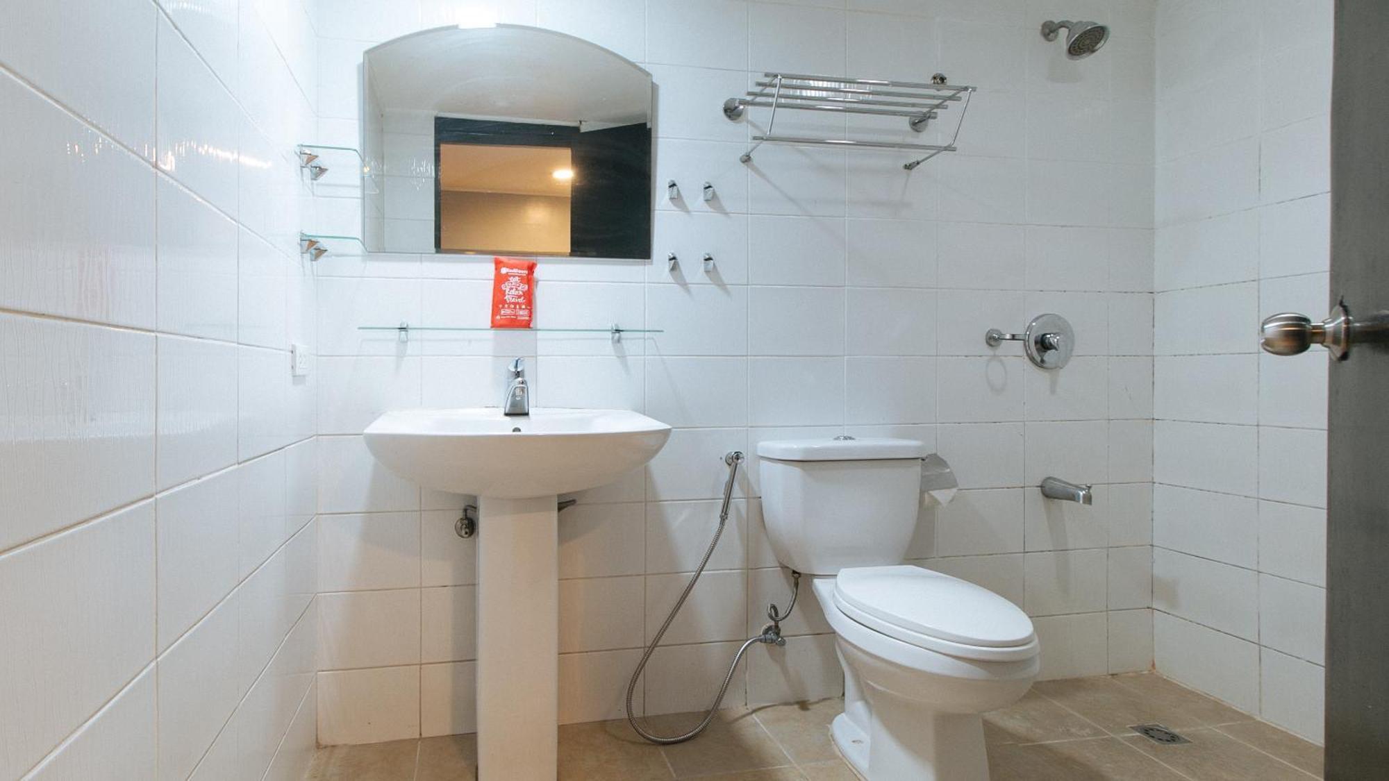 Reddoorz At Samat Mandaluyong Hotel Ngoại thất bức ảnh